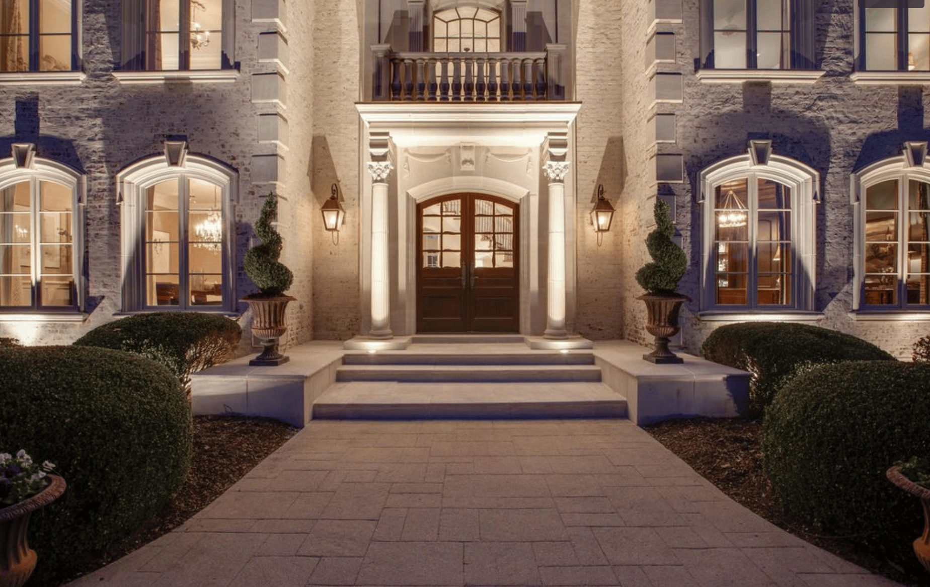 Outdoor Architectural Lighting